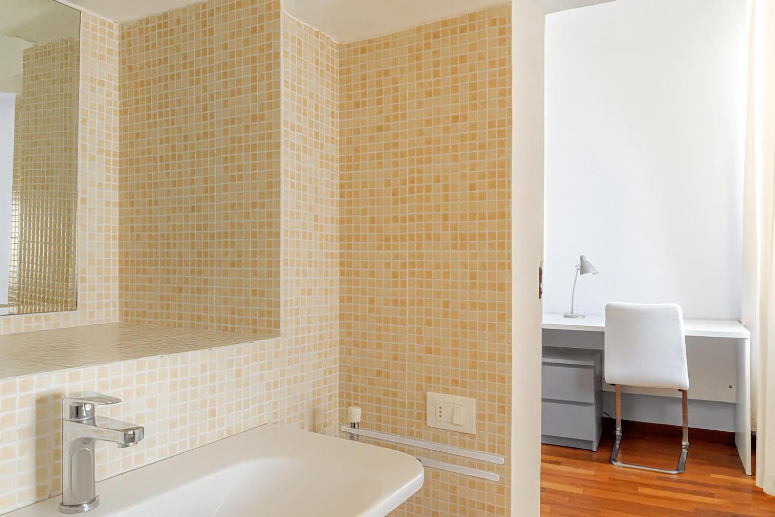 Camera Singola con Bagno Privato